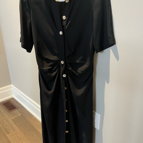 Size 4 Kate Spade Dress barely worn newly dry cleaned - Picture 3 of 3